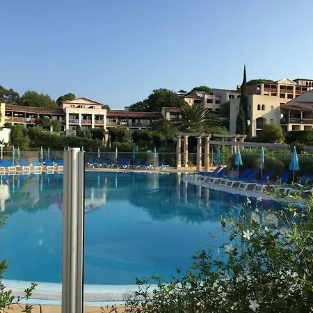 **** Bord De Golfe De Saint Tropez