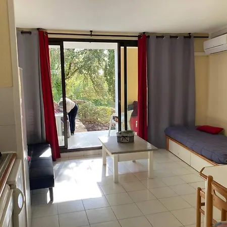 **** Bord De Golfe De Saint Tropez Lägenhet